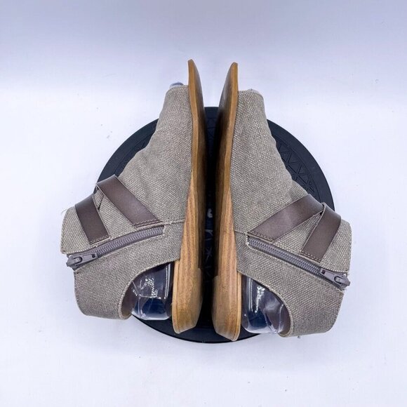 Blowfish Malibu Sandals Womens 8 Slingback brown Canvas Zipper Buckle Straps - Picture 5 of 9
